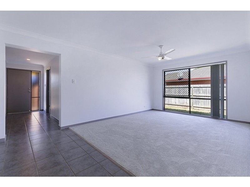 5 Hubner Drive, Rothwell QLD 4022