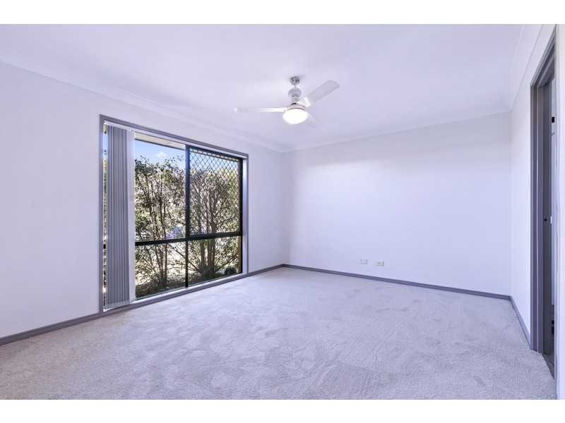 5 Hubner Drive, Rothwell QLD 4022