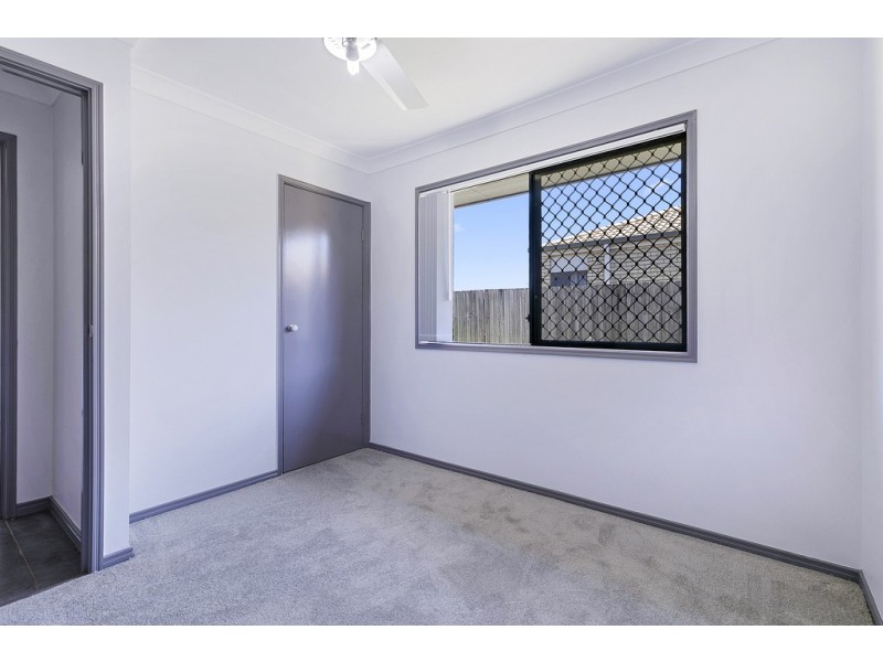 5 Hubner Drive, Rothwell QLD 4022