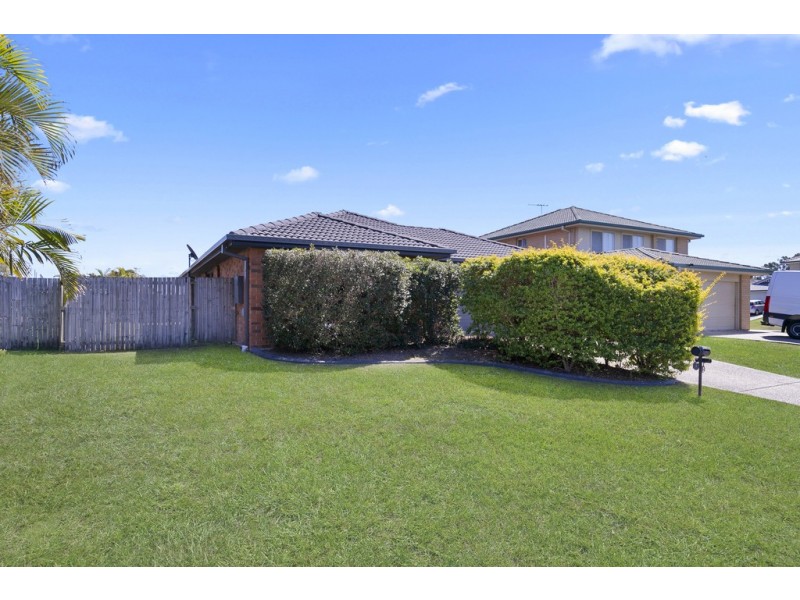 5 Hubner Drive, Rothwell QLD 4022