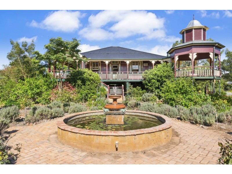 345 BUNYA MOUNTAINS ROAD, Kaimkillenbun QLD 4406