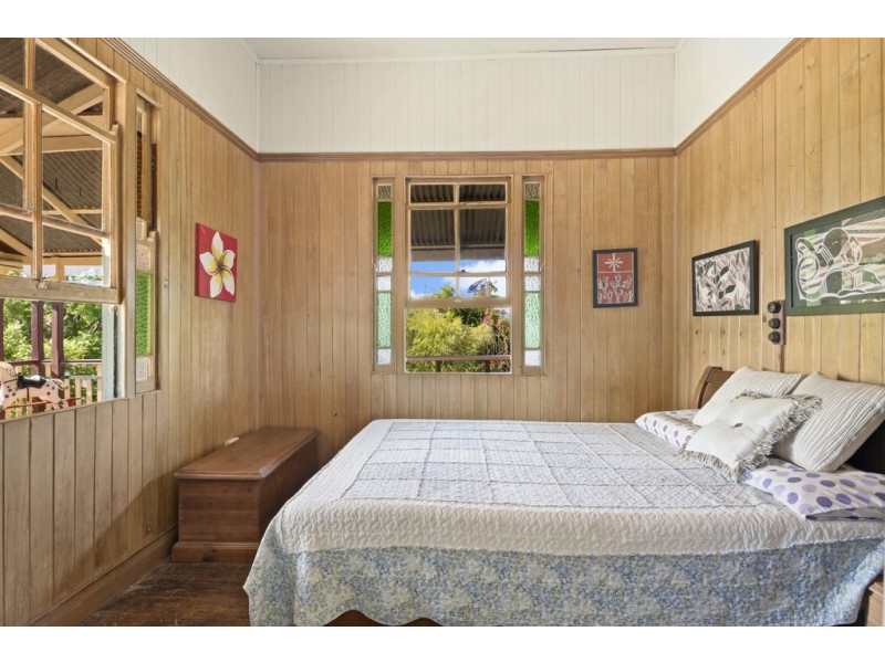 345 BUNYA MOUNTAINS ROAD, Kaimkillenbun QLD 4406