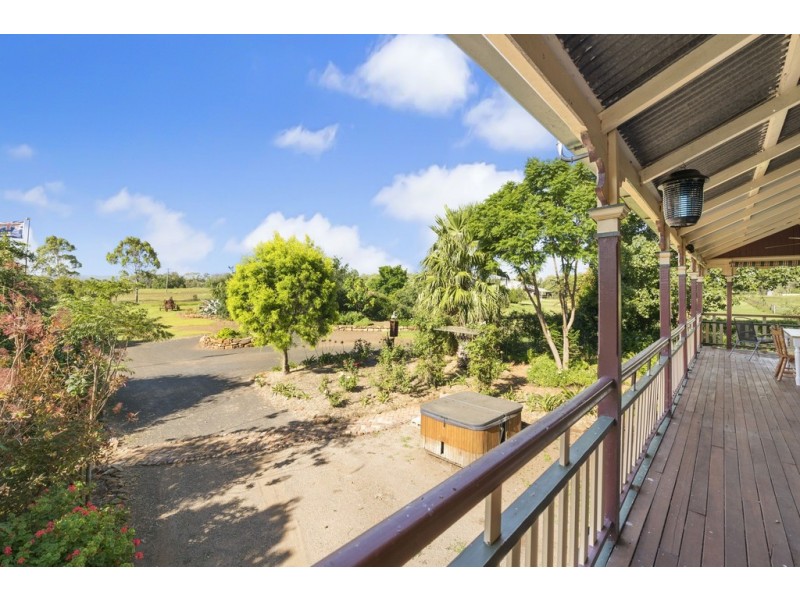 345 BUNYA MOUNTAINS ROAD, Kaimkillenbun QLD 4406