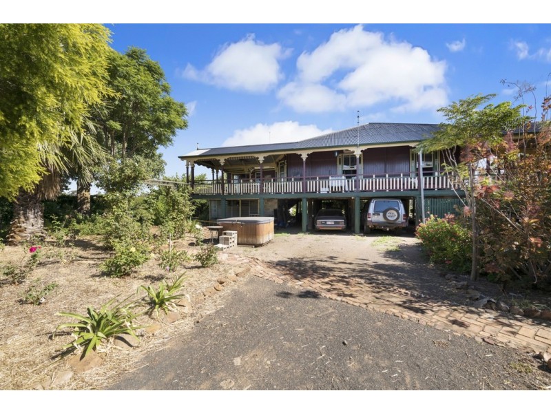 345 BUNYA MOUNTAINS ROAD, Kaimkillenbun QLD 4406