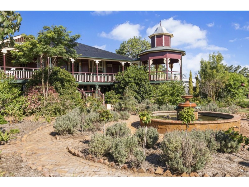 345 BUNYA MOUNTAINS ROAD, Kaimkillenbun QLD 4406