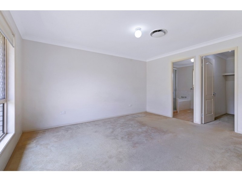 24 Lady Bowen Parade, Rothwell QLD 4022