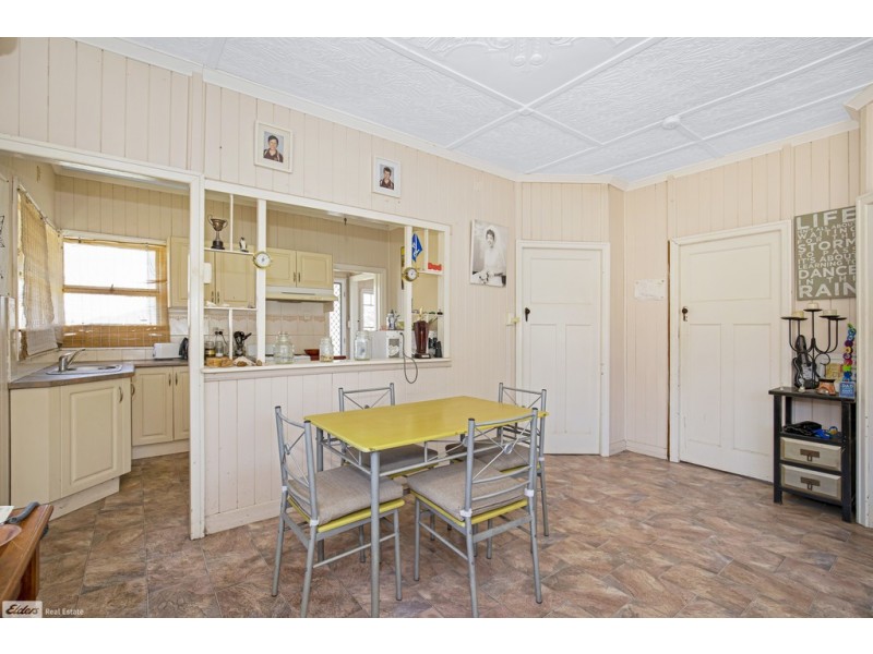 13 Sydney Street, Redcliffe QLD 4020