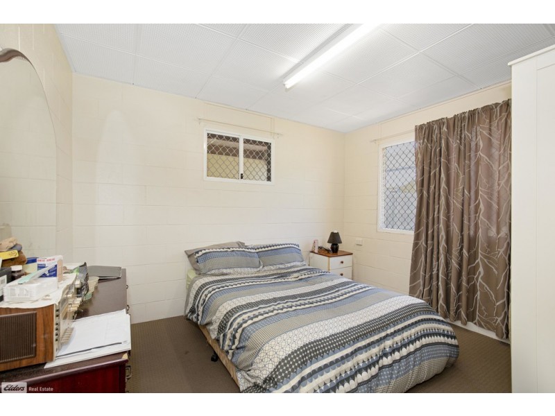 13 Sydney Street, Redcliffe QLD 4020