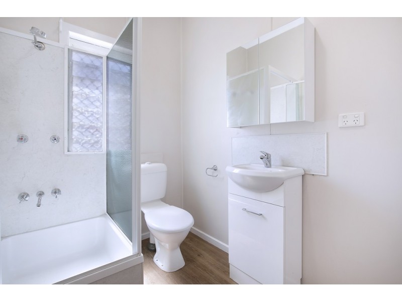 74 McLennan Street, Woody Point QLD 4019