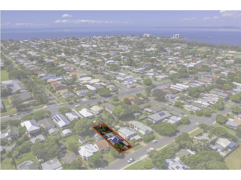 74 McLennan Street, Woody Point QLD 4019