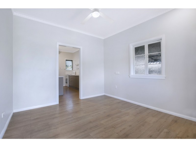 74 McLennan Street, Woody Point QLD 4019