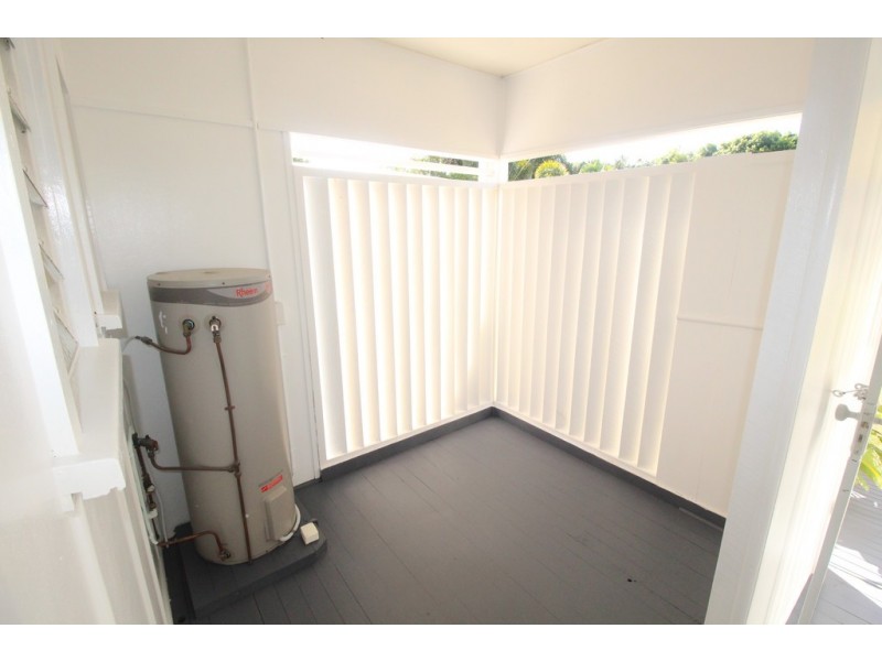 8 Bramble Street, Woody Point QLD 4019