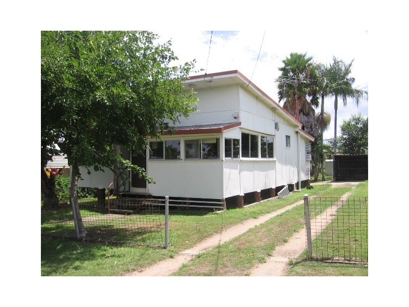 10 Enoch Street, Clontarf QLD 4019