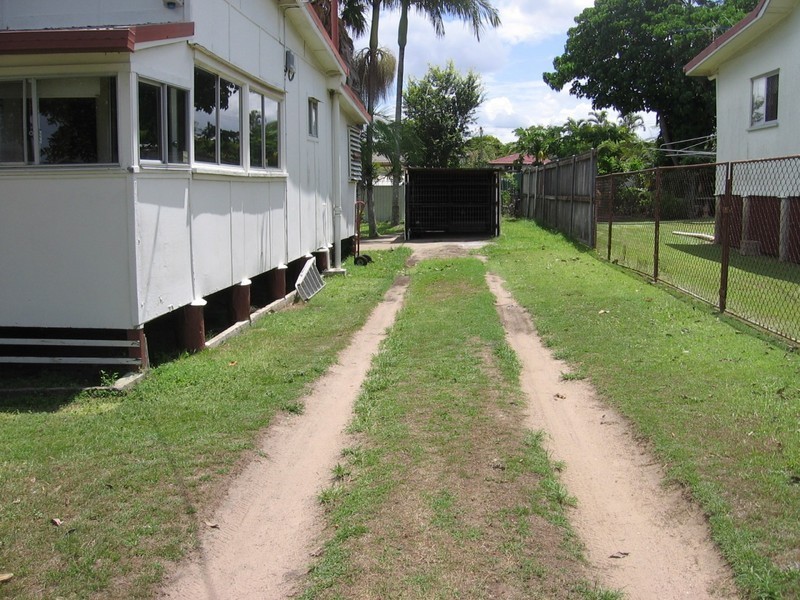 10 Enoch Street, Clontarf QLD 4019