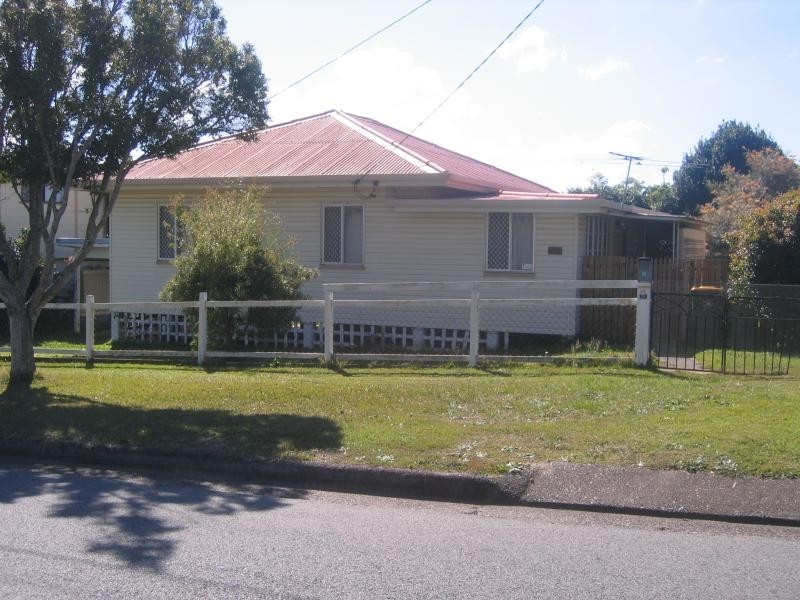 20 Dix St, Redcliffe QLD 4020