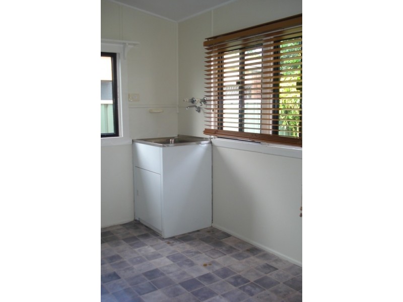 12 Turner Street, Scarborough QLD 4020