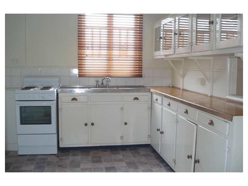 12 Turner Street, Scarborough QLD 4020
