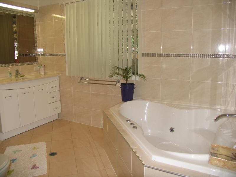 58 Elizabeth Ave, Clontarf QLD 4019