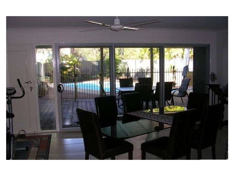 17 Kalimna Drive, Clontarf QLD 4019