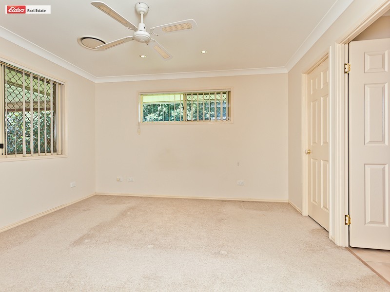 8 Cashmere Street, Rothwell QLD 4022