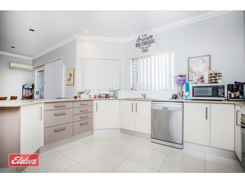 2/23 Tilley Street, Redcliffe QLD 4020