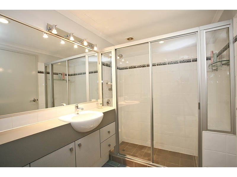 13/82 Mein Street, Scarborough QLD 4020