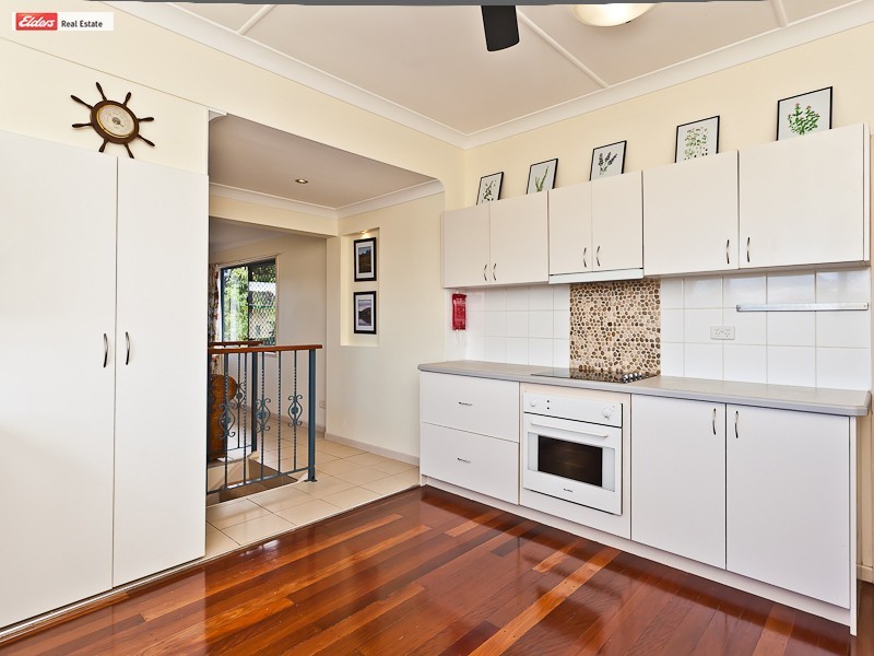 43a Collins Street, Woody Point QLD 4019