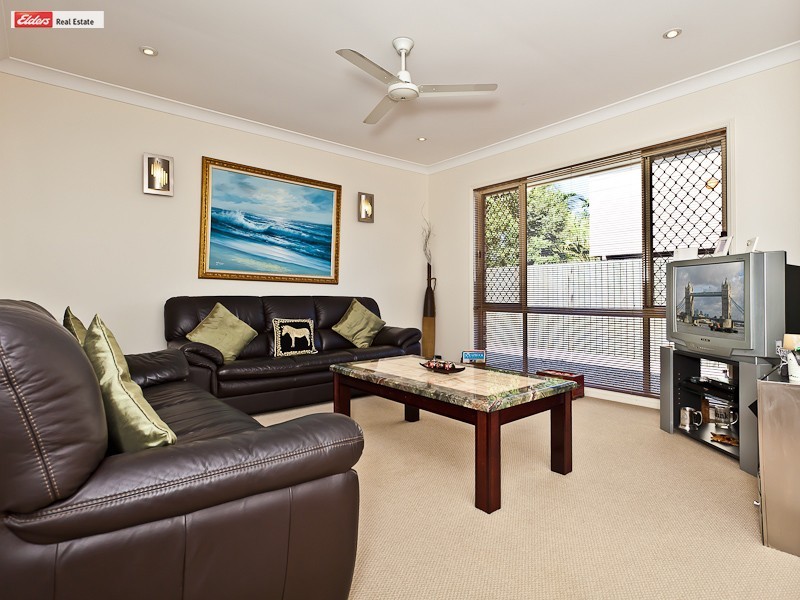 18 Roma Street, Scarborough QLD 4020