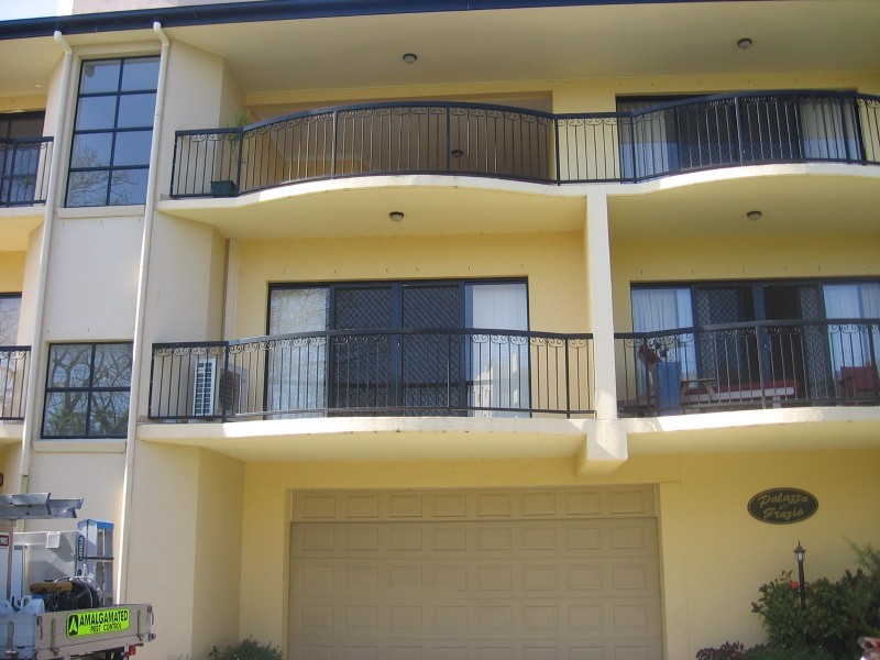 5/2-4 Henry Street, Redcliffe QLD 4020