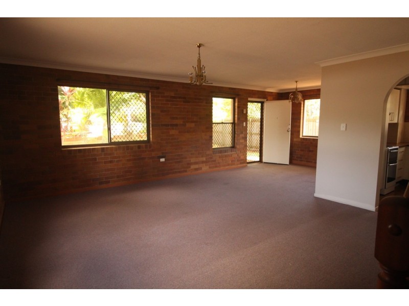 1/59 Prince Edward Pde, Redcliffe QLD 4020