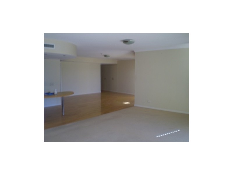 1/36  Prince Edward Pde, Redcliffe QLD 4020