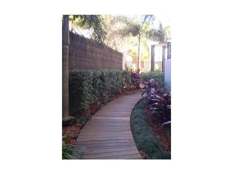 1/36  Prince Edward Pde, Redcliffe QLD 4020