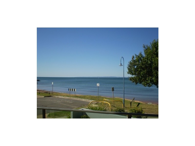 1/36  Prince Edward Pde, Redcliffe QLD 4020