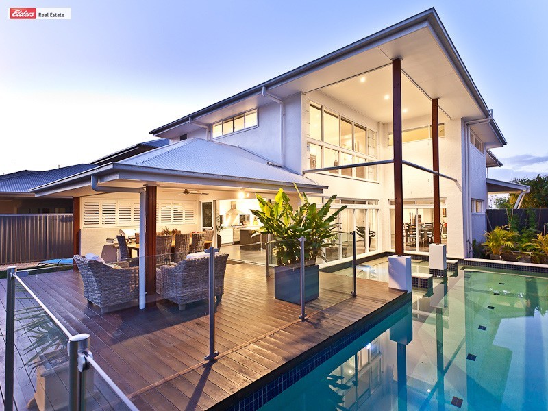 51 Lionheart Crescent, Newport QLD 4020