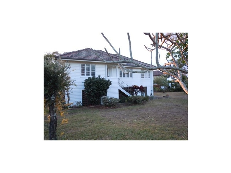 62 Paul Street, Brighton QLD 4017