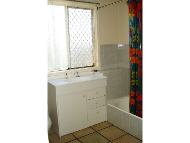 1/31 Marine Parade, Redcliffe QLD 4020