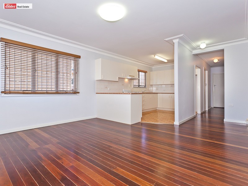 16a Queen Street, Scarborough QLD 4020