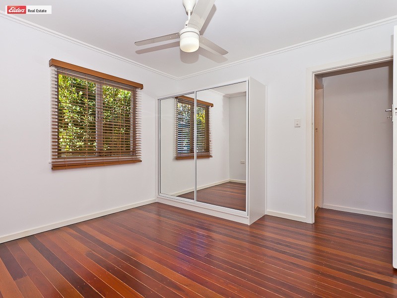 16a Queen Street, Scarborough QLD 4020