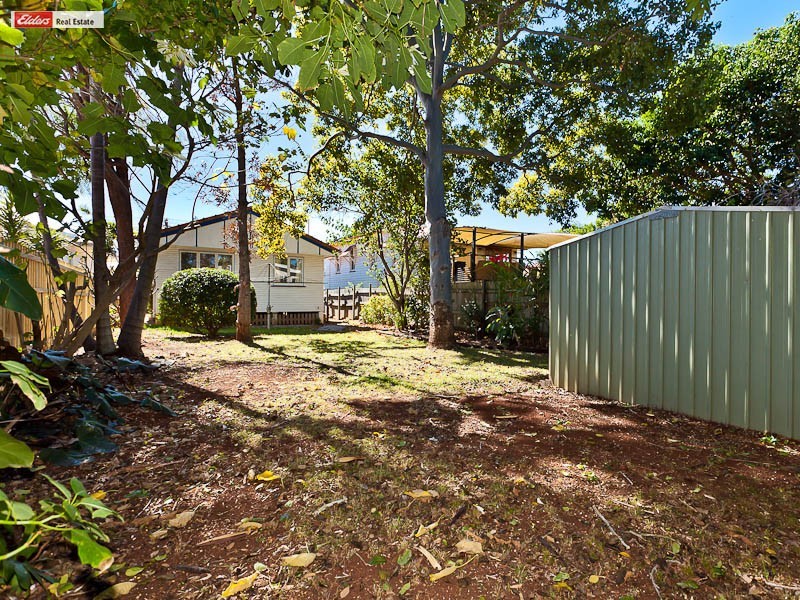 13a Herbert Street, Scarborough QLD 4020