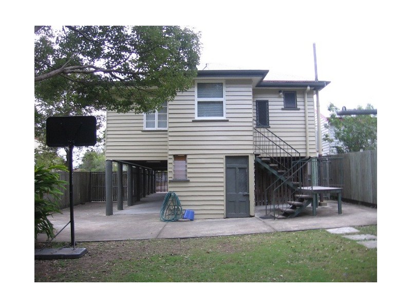 44 Laura Street, Clontarf QLD 4019