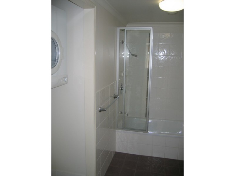 8/13 Tramore Street, Margate QLD 4019