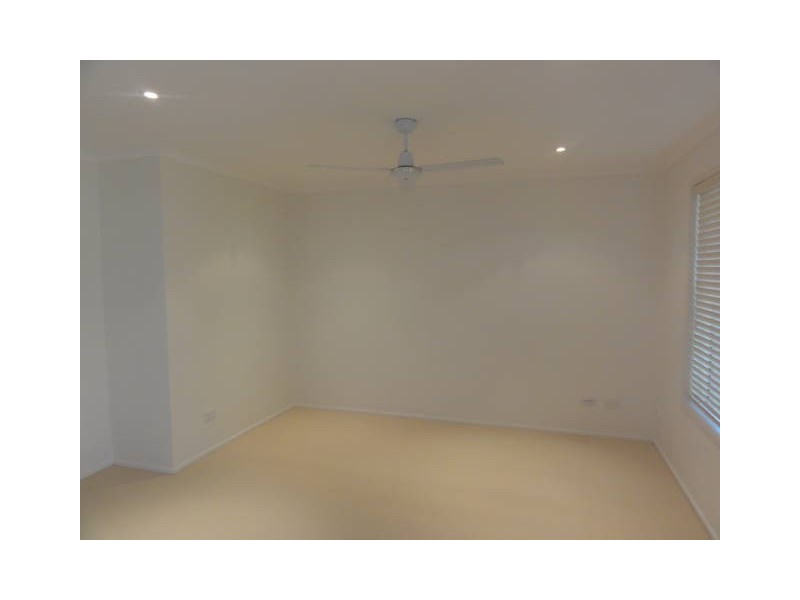 17 Breakwater Crt, Deception Bay QLD 4508