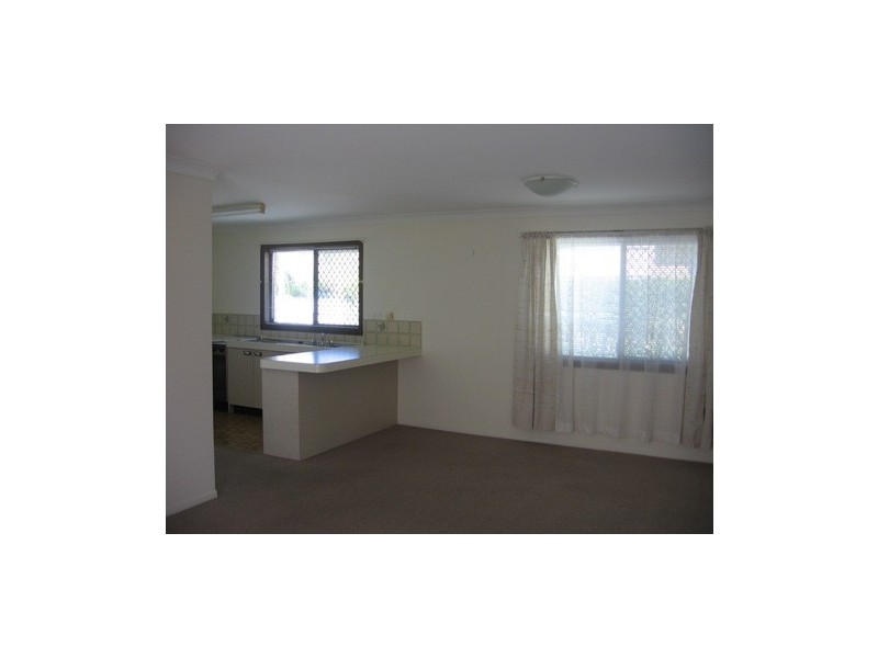 2/31 blakeney Street, Woody Point QLD 4019