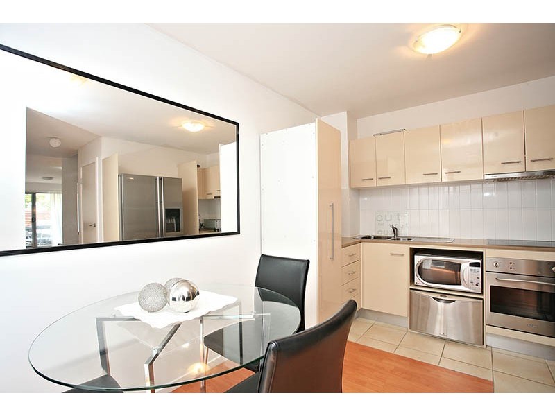 11/126 Turner Street, Scarborough QLD 4020