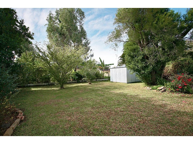 8 Croston Street, Clontarf QLD 4019