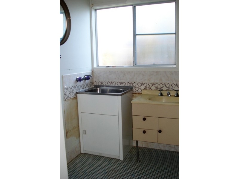 42a  Valerie Street, Clontarf QLD 4019