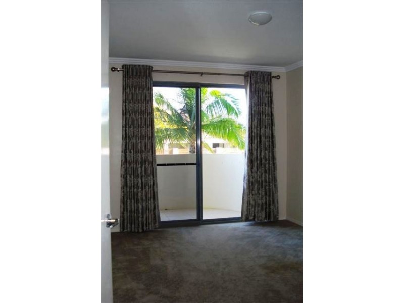 3/32 Rock Street, Scarborough QLD 4020