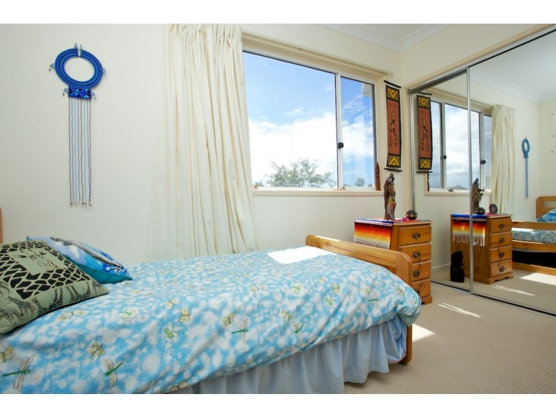 2/186  Prince Edward Parade, Scarborough QLD 4020