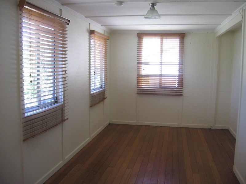 21 Roland Street, Clontarf QLD 4019