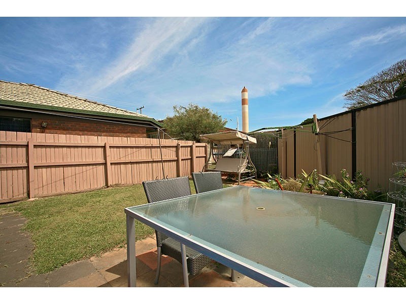 1a Porter Street, Redcliffe QLD 4020